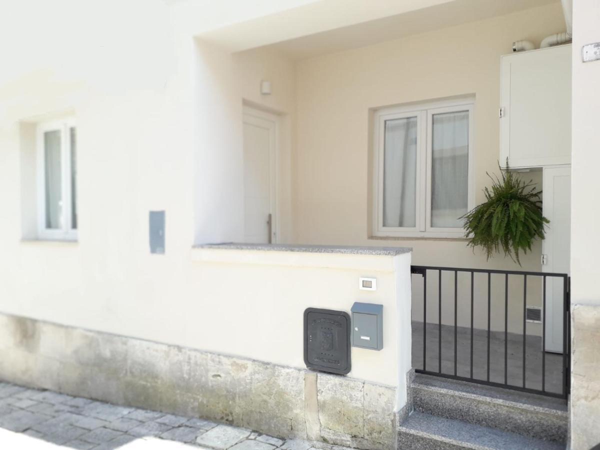 La Casa Del Nespolo Villa Ragusa Bagian luar foto
