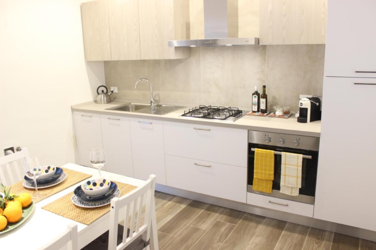 La Casa Del Nespolo Villa Ragusa Bagian luar foto